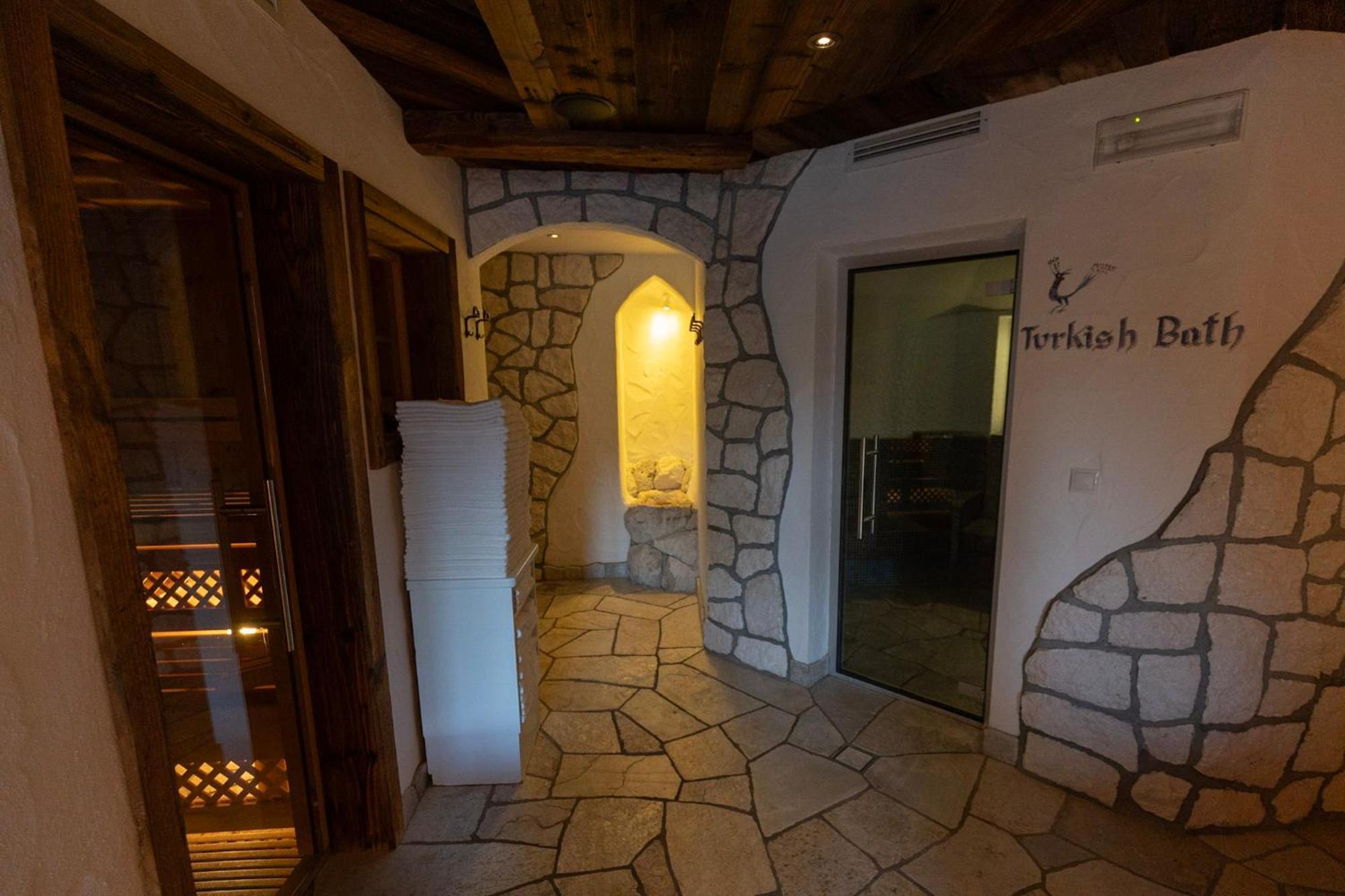 Dorfhotel Beludei Santa Cristina Val Gardena المظهر الخارجي الصورة