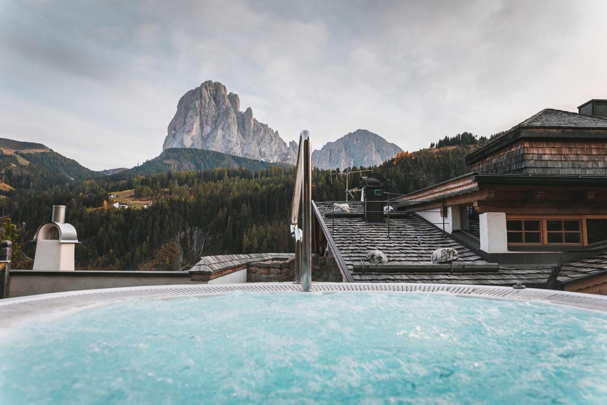 Dorfhotel Beludei Santa Cristina Val Gardena المظهر الخارجي الصورة